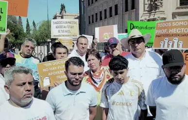 SEDU atenderá propuestas de docentes tras manifestación en Saltillo 
