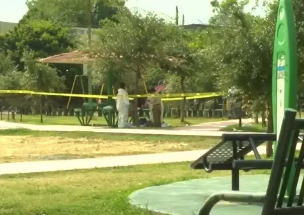 Descubren a hombre muerto en parque frente a secundaria de Guadalupe