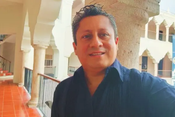 El yucateco Luis Antonio Canché gana premio nacional con poesía en lengua maya