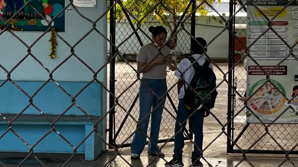 Retornan a clases más de 600 mil estudiantes de todos los niveles en Yucatán