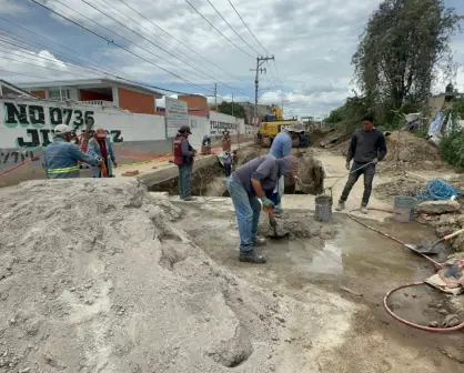 Socavón deja sin clases a más de 500 alumnos en Chimalhuacán, Edomex
