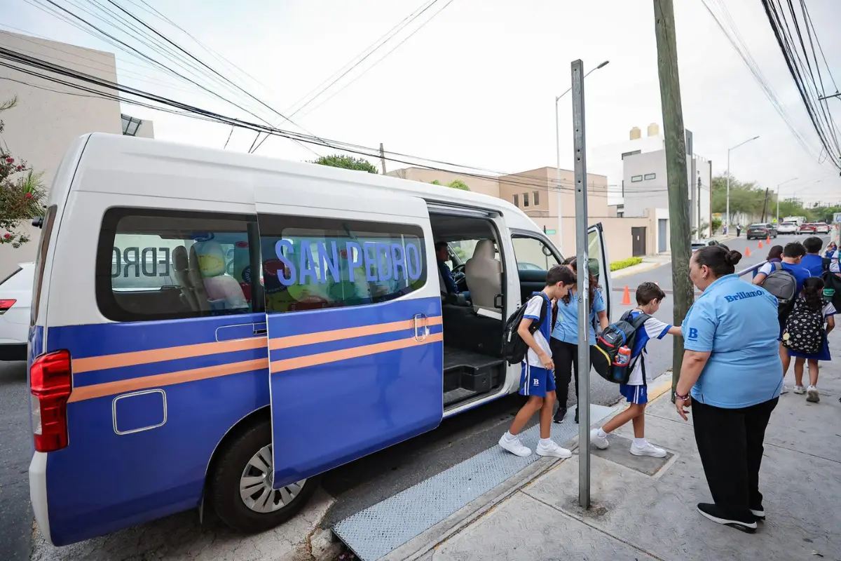 Actualmente hay 22 colegios, ocho más que el ciclo escolar del año pasado, en el programa de auto compartido/Foto: Gobierno de San Pedro