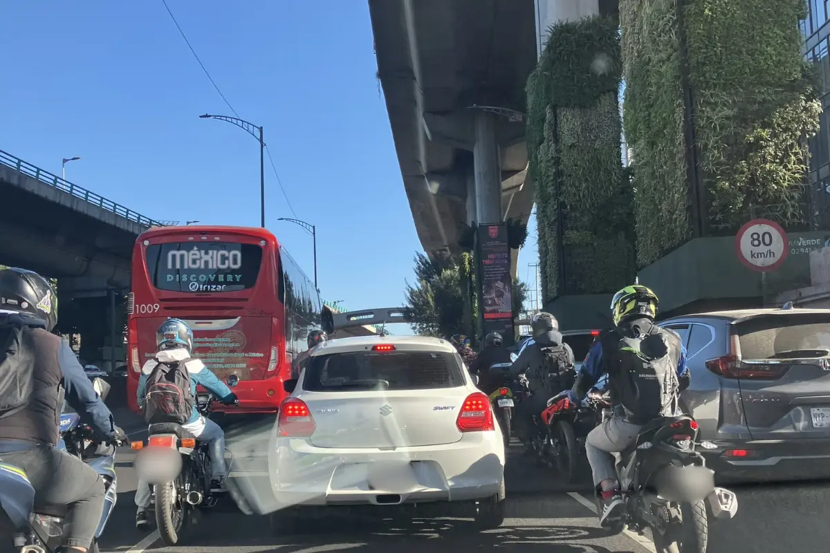 Tránsito de la ciudad. Foto: X (@anafvega)
