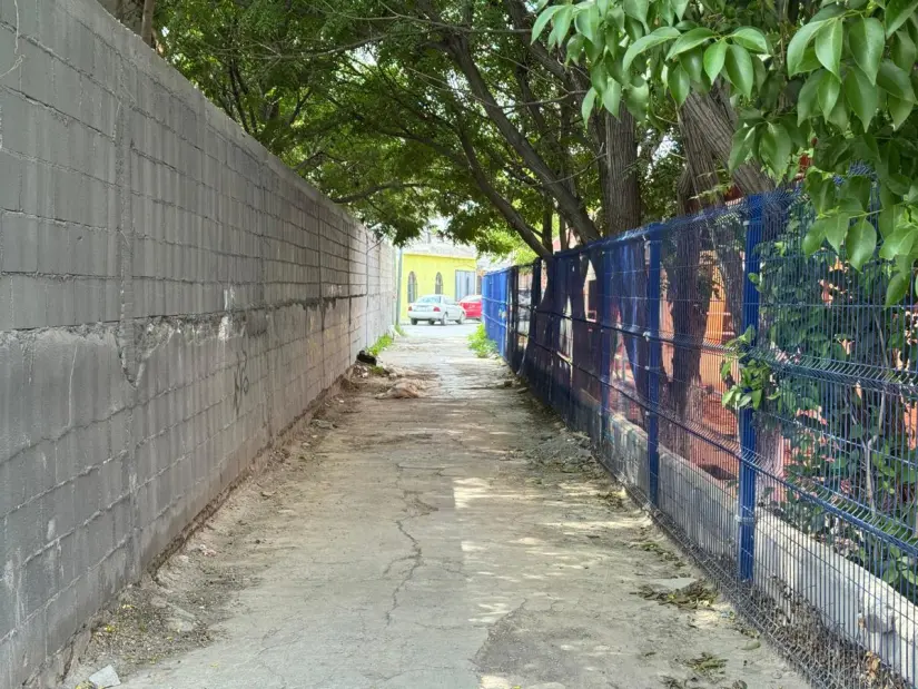 Callejón donde se encontraron las prácticas perturbadoras / Foto: Marco Juárez 