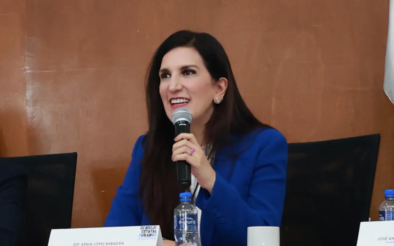Kenia López Rabadán. Foto: X (@kenialopezr)