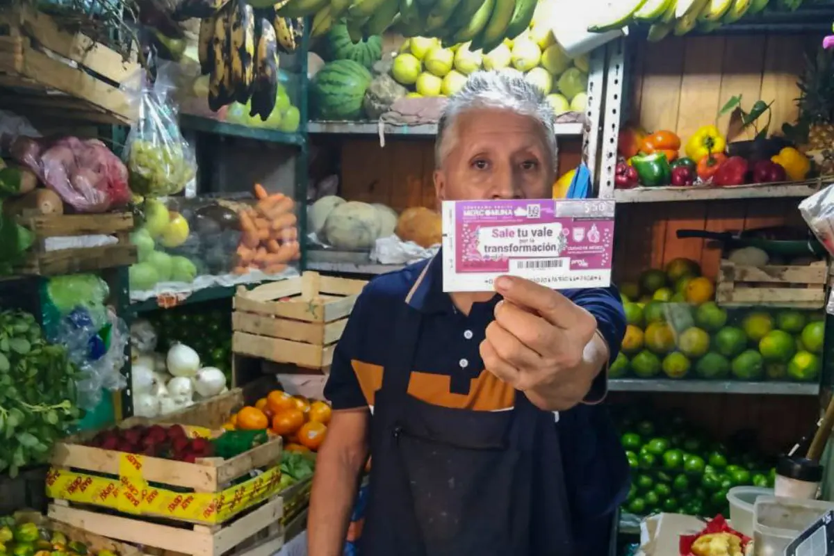 Negocio local con vales Mercomuna. Foto: X @SAPCI_CDMX