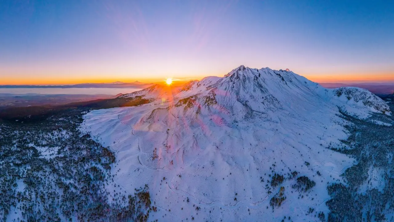 Nevado de Toluca. Foto: X/ @enriquebarquet (Canva)