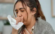 La enfermedad que provoca una tos dolorosa y con más de 100 pacientes de Durango en 2025