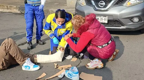 Camioneta arrolla a motociclista en la alcaldía Cuauhtémoc