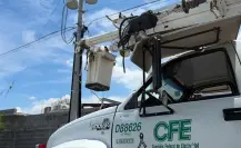 Atiende Raúl Cantú reportes por apagón en Salinas Victoria junto a la CFE