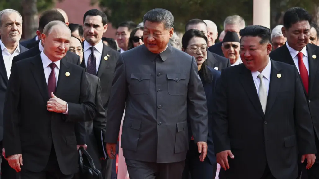 China exhibe su poderío militar ante Vladimir Putin y Kim Jong Un