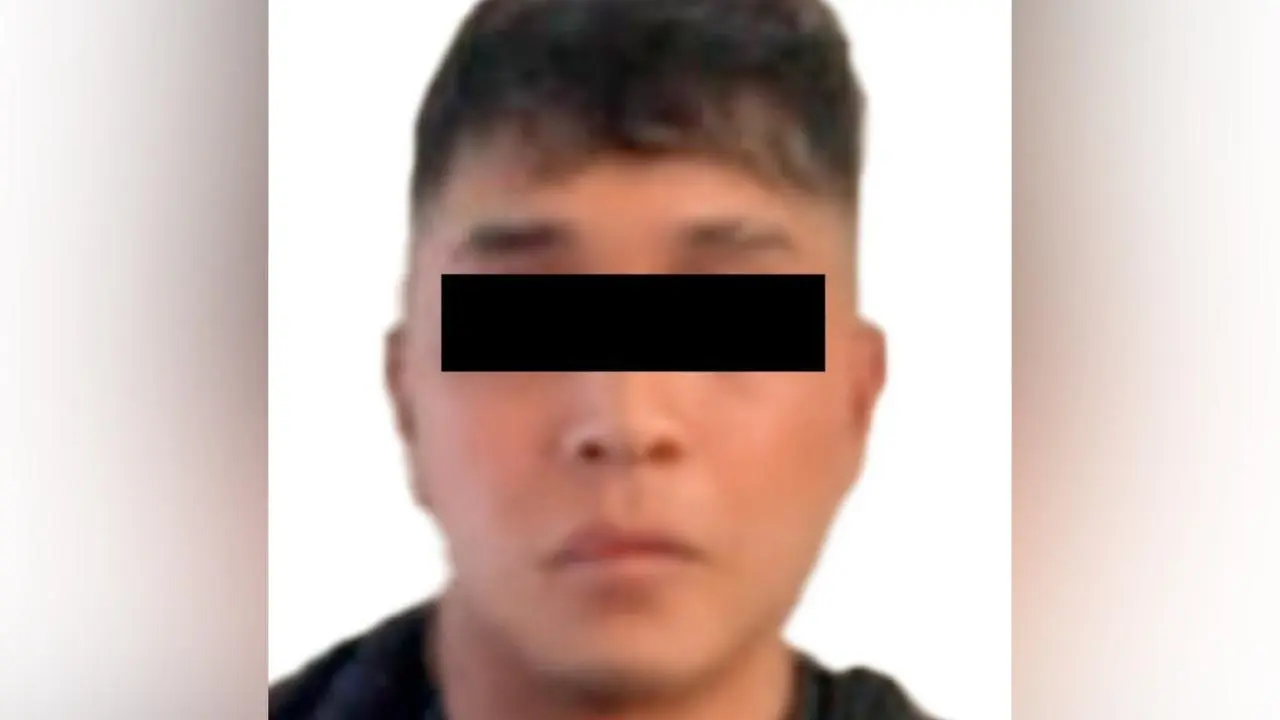 Detienen a Alan Alfonso N, presunto implicado en asesinato de padre buscador en Ixtapaluca. Foto: @FiscaliaEdomex