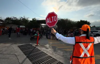 Salinas Victoria refuerza seguridad con auxiliares viales en regreso a clases