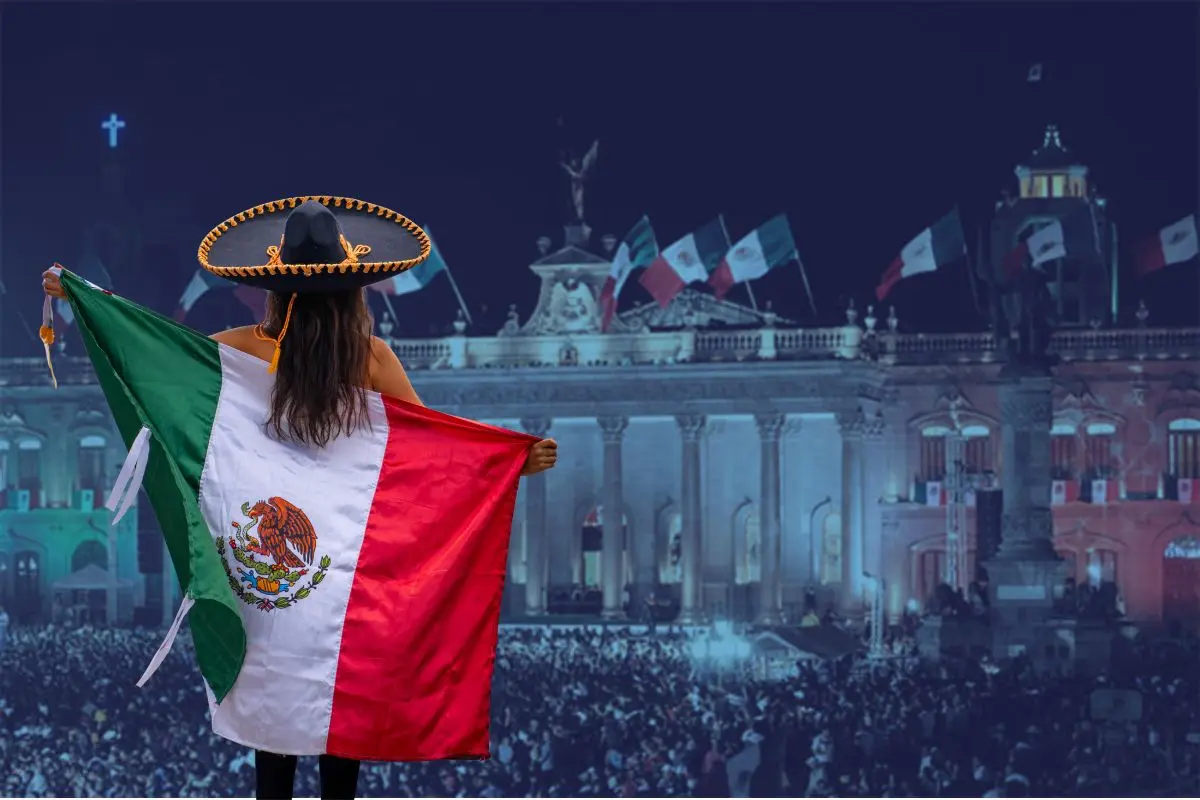 El Grito de Independencia en Nuevo León se celebra principalmente en la Macroplaza de Monterrey Foto: Canva