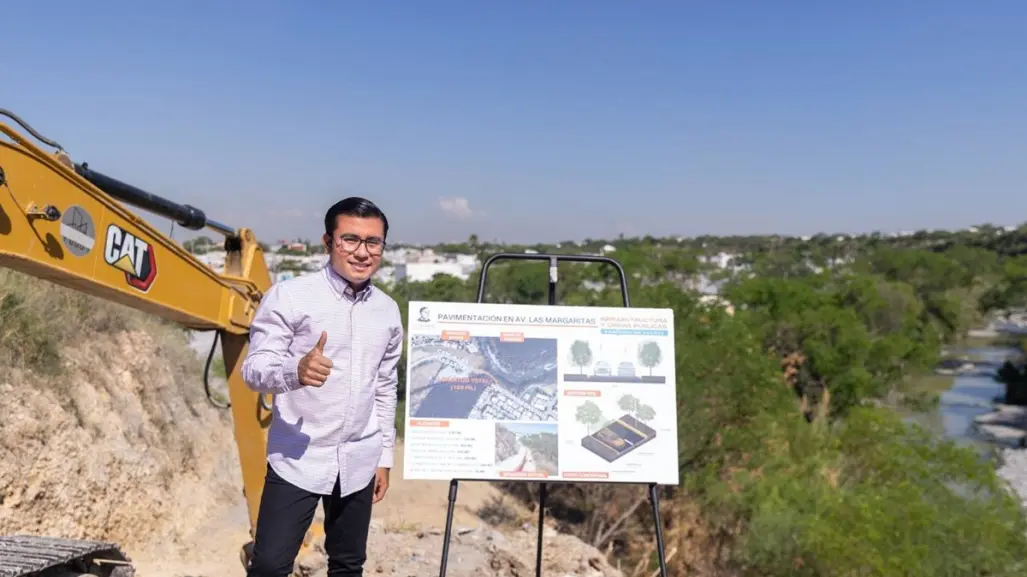 Félix Arratia inicia pavimentación en Las Margaritas en Juárez