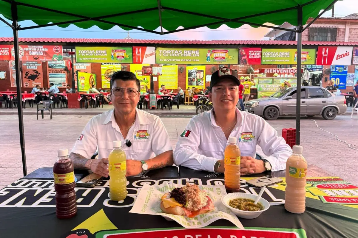 Celebrarán a lo grande sus 97 años Tortas Rene y su Hijo Cepillin | Foto: Tortas Rene