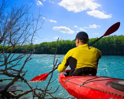 Así puedes disfrutar un paseo en kayak en la laguna Nichupté de Cancún