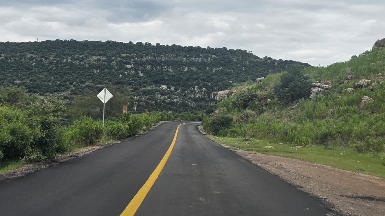 Carretera a La Flor fue rehabilitada previo al tercer informe de gobierno