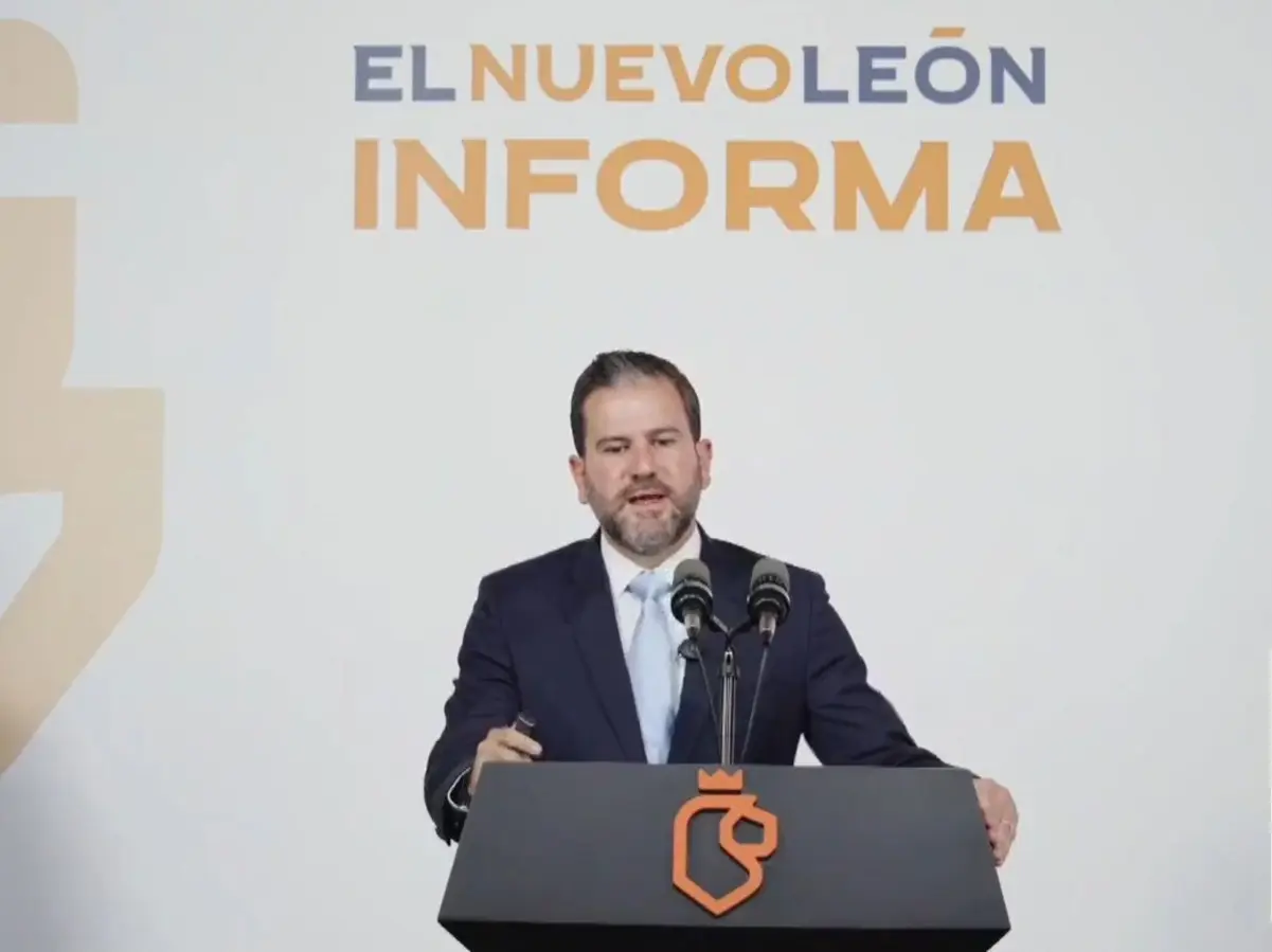 Raúl Lozano, secretario estatal del Medio Ambiente, presenta en este Nuevo León Informa. Foto: Gobierno de Nuevo León.