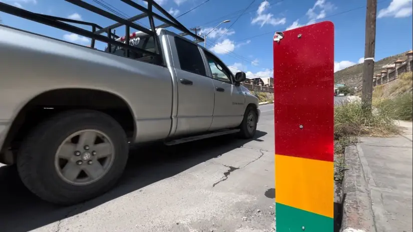 Ya comenzó la instalación de semáforos pluviales en Saltillo / Foto: Marco Juárez  