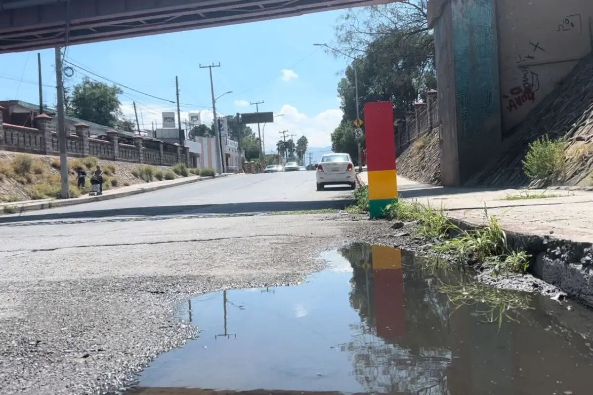 Saltillo comienza con la instalación de semáforos pluviales / Foto: Marco Juárez