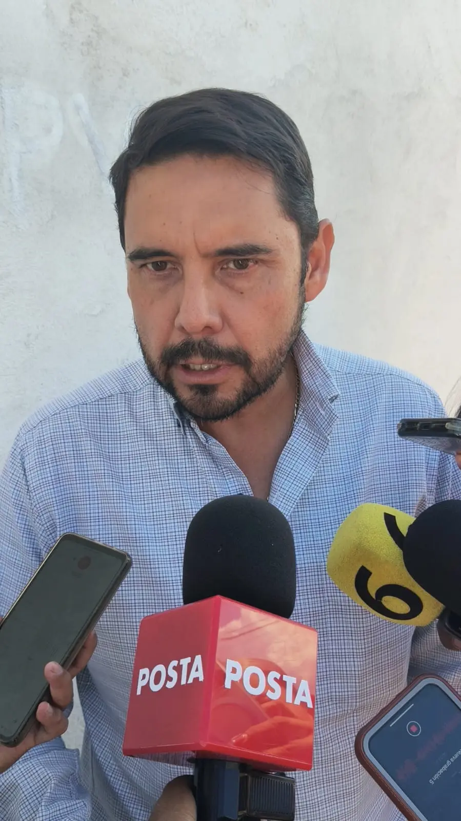 Antonio Nerio Maltos, titular de Obra Pública en entrevista con medios de comunicación / Foto: Marco Juárez 