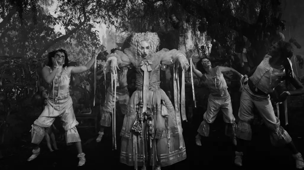VIDEO | Lady Gaga estrena grabación en La Isla de las Muñecas de Xochimilco y esto debes saber sobre este sitio