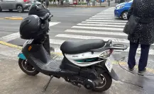 Accidente en Eje Central: madre y sus hijos son atropellados al viajar sin casco en motoneta