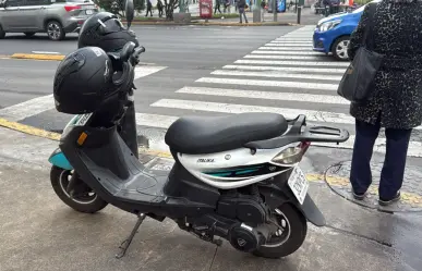 Accidente en Eje Central: madre y sus hijos son atropellados al viajar sin casco en motoneta
