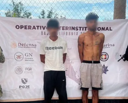 Detienen a dos hombres con arma de fuego en Loreto durante operativo