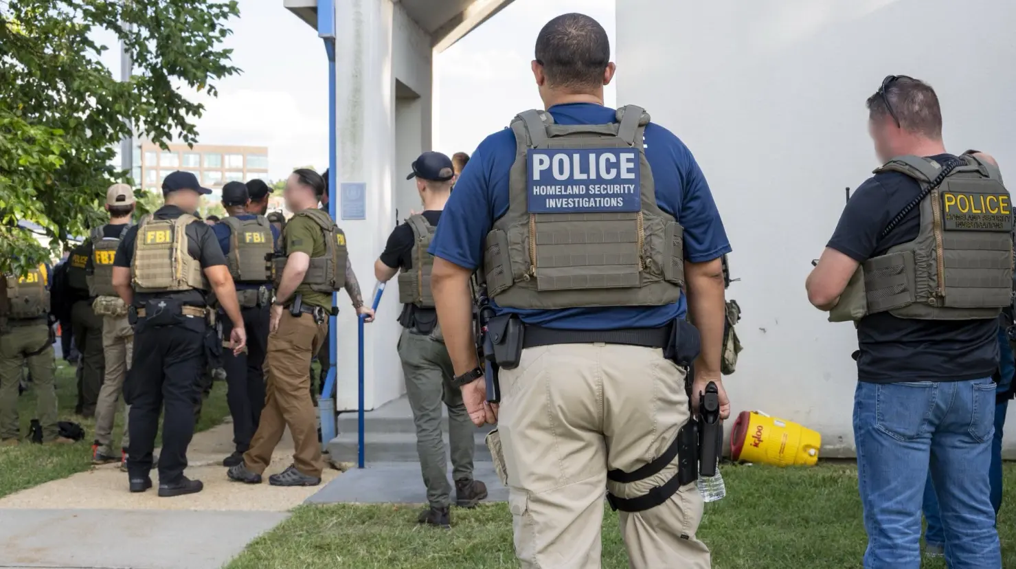 Pentágono autoriza base naval cerca de Chicago para redadas migratorias. Foto: X (@ICEgov)