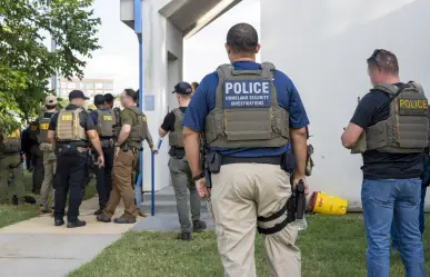 Pentágono autoriza base naval cerca de Chicago para redadas migratorias