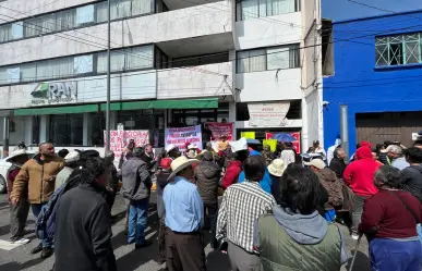 Protestan comuneros de Huixquilucan en Toluca: exigen solución a conflicto agrario