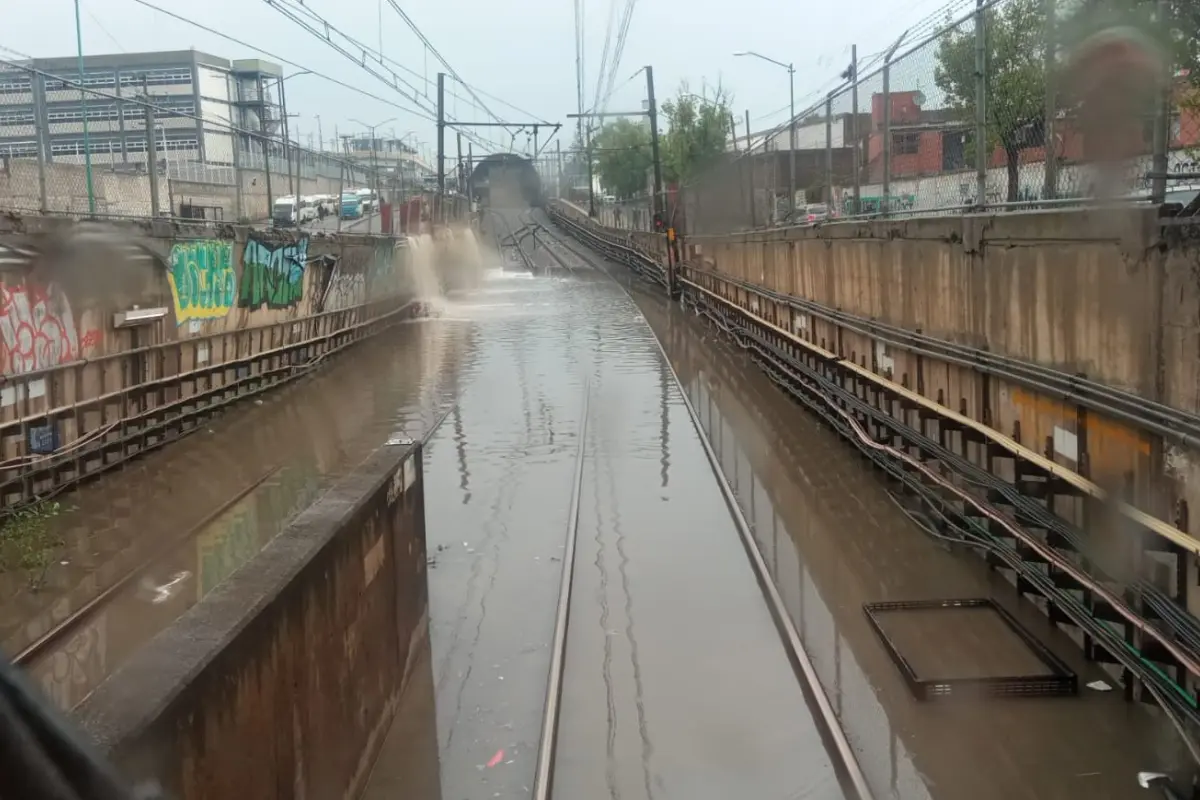 Afectación en la Línea A tras fuerte lluvia.