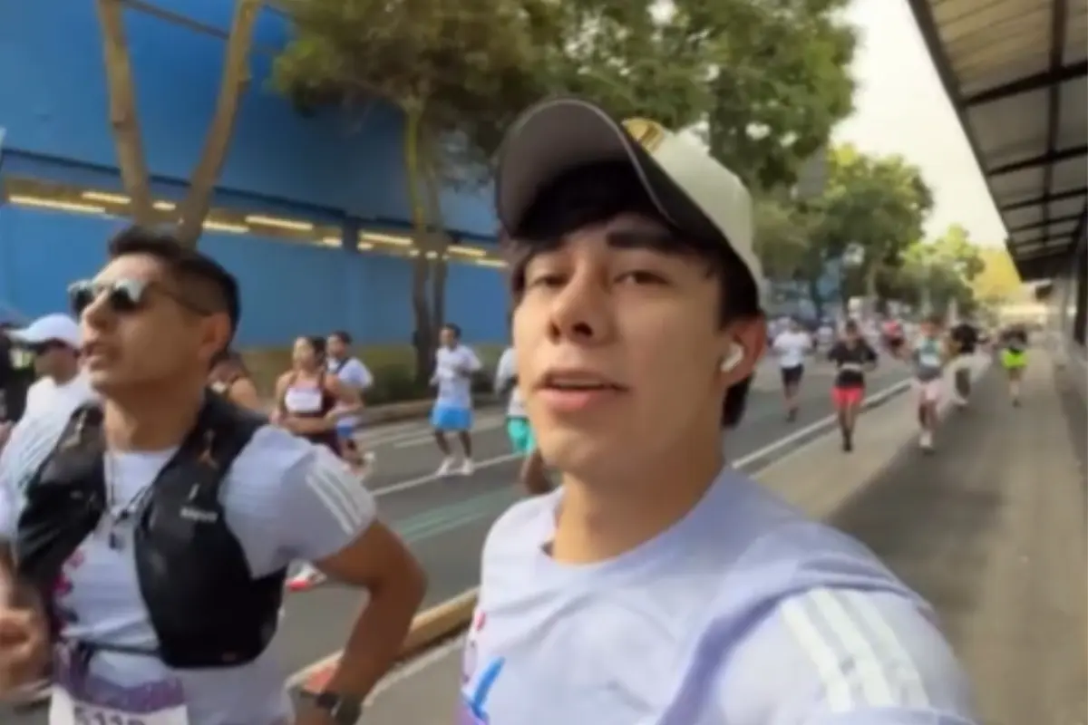 El Sonrixs en el Maratón de CDMX. Foto: @Instagram | Canva