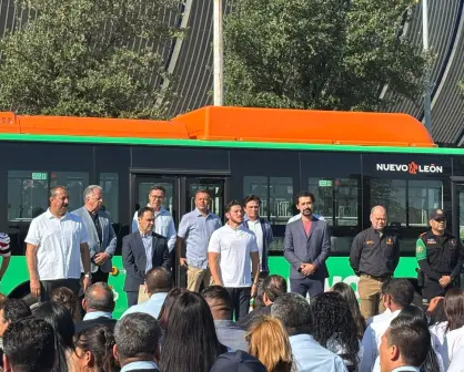 Samuel García destaca que Nuevo León es primer lugar en rutas urbanas