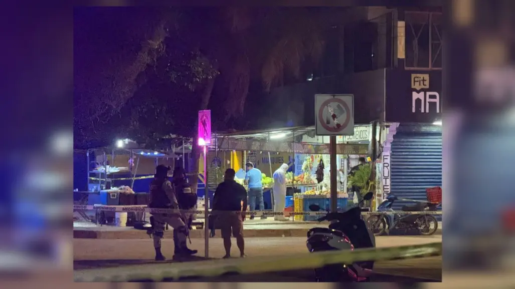 Ejecutan a taquero en el interior de una frutería en Quintana Roo