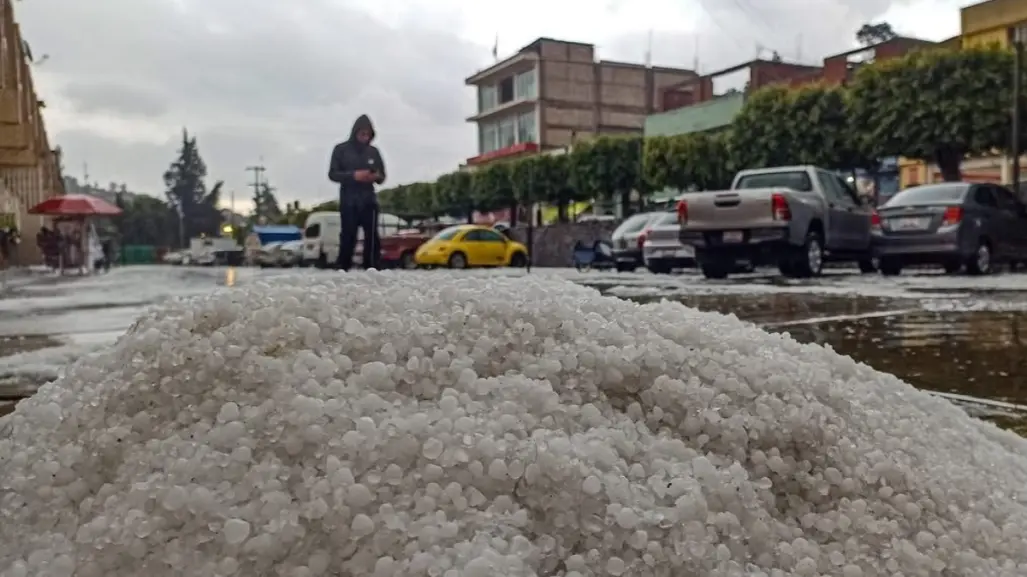 ¿Navidad en septiembre? Tlaxcala se cubre de blanco tras caída de nieve