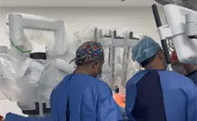 ¡Combinación perfecta! Médicos del IMSS Nuevo León realizan cirugía asistida con sistema robótico