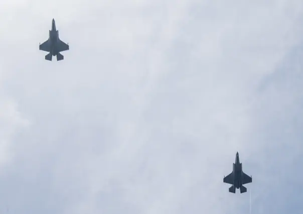 Departamento de Defensa de EU confirma presencia de aeronaves venezolanas en aguas internacionales