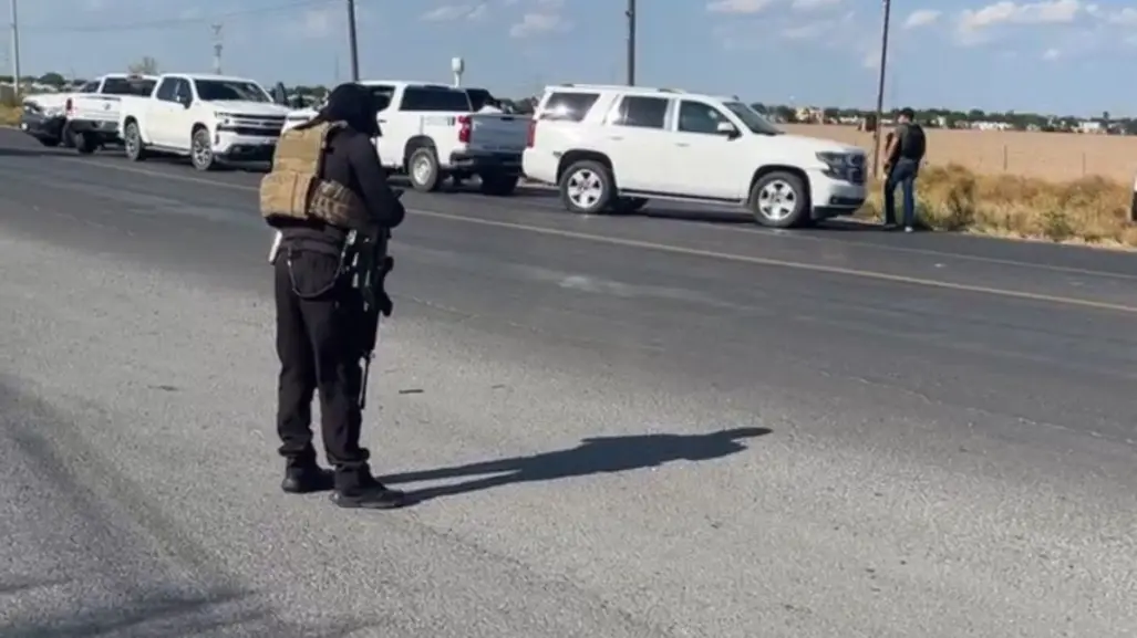 Enfrentamiento a balazos en carretera de Reynosa deja 2 heridos y un menor fallecido