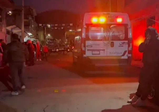 Hombre que disparó a 3 personas en Edomex fue linchado hasta morir en el tianguis de Xalatlaco