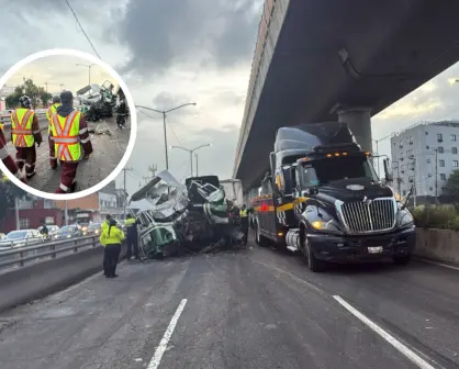 Muere trailero al chocar contra muro del Metro en Oceanía, CDMX