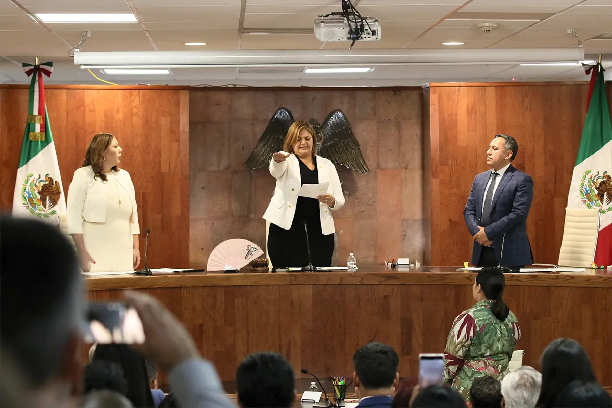 Rebeca Barrera Amador toma protesta como Magistrada Presidente del Tribunal Electoral del Poder Judicial de la Federación. Foto: Facebook de Rebeca Barrera Amador.