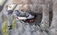Taxista de Cancún se queda dormido y cae a una zanja