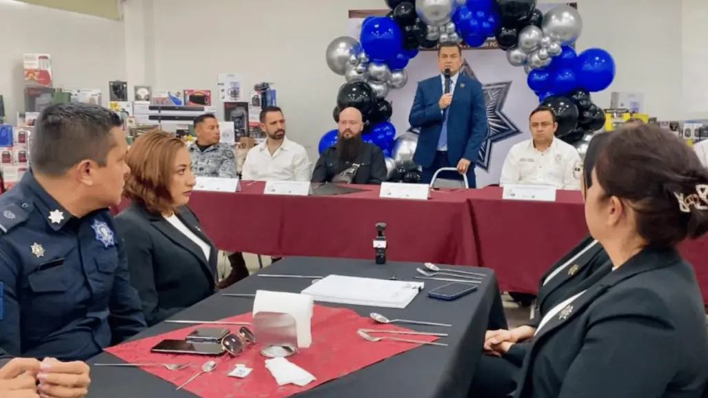 Santa Catarina celebra el Día del Policía con reconocimiento a elementos