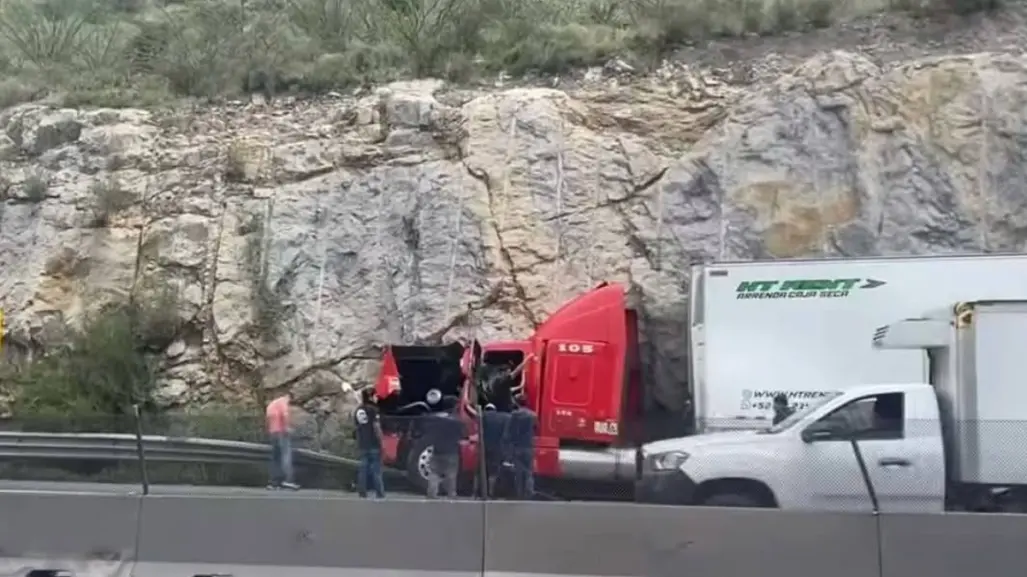 Accidente en carretera Los Chorros deja a conductor sin vida; frenan autoridades circulación