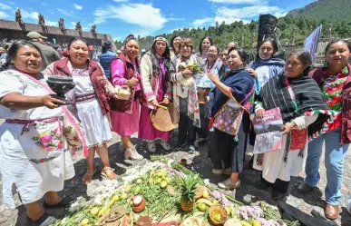 Delfina Gómez impulsa a mujeres indígenas con estos apoyos, ¿en qué consisten?