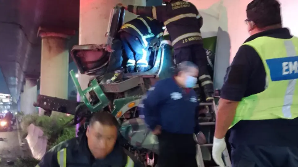 Revisan estructura del Metro CDMX tras choque de tráiler: este es el estado de la Línea B