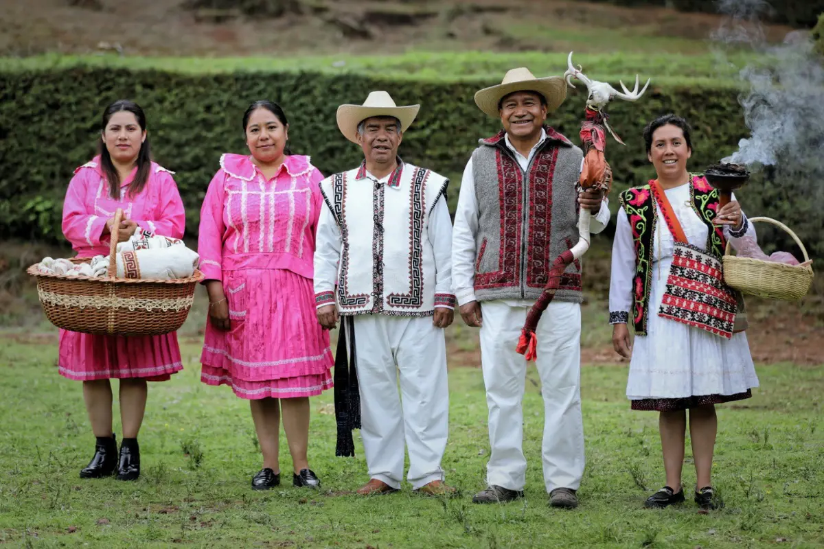Gente perteneciente a comunidades indígenas.  Foto: X (@SSDM_Edomex)